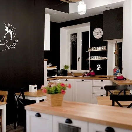 Bed and breakfast Tinkerbell 4*