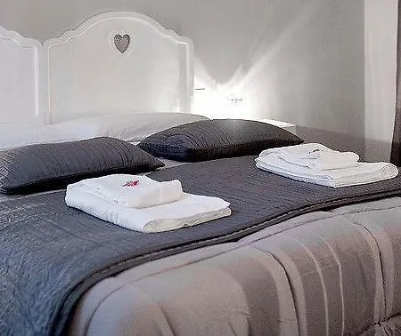 Tinkerbell Guesthouse