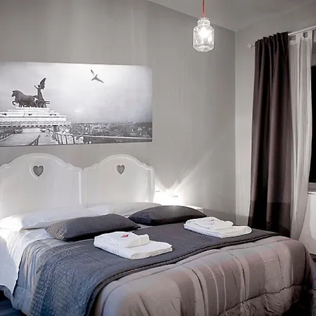 Tinkerbell Guesthouse 4*