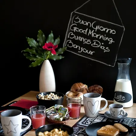 Tinkerbell Guesthouse 4*