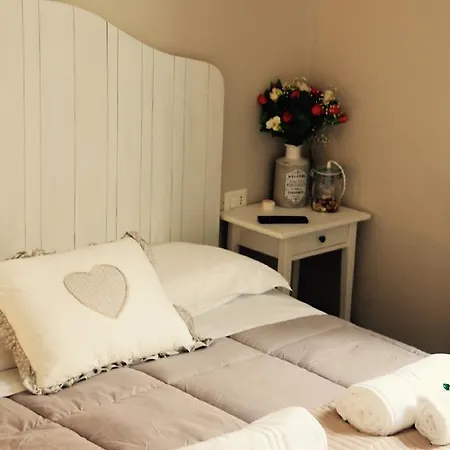 Tinkerbell Guesthouse Frühstückspension Rom